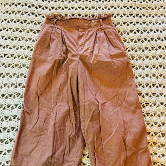 American Eagle High Waisted Wide Leg Pant Mauve Corduroy Small - Picture 4 of 8